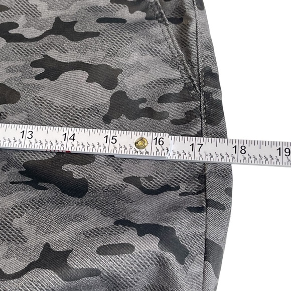 BEVY FLOG Shely Gray/Black Camo Drawstring Jogger Pants Size 25 - Picture 13 of 17